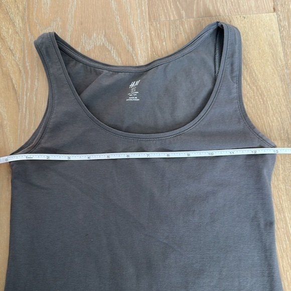 H&M Women’s Pima Cotton Scoop Neck Tank Top Gray Small Undershirt Summer Beach - Picture 4 of 7